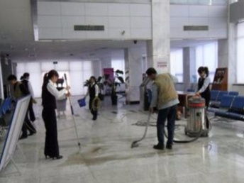 成都保潔專家 專業(yè)空調(diào)清洗、油煙機(jī)清洗與全方位保潔服務(wù)